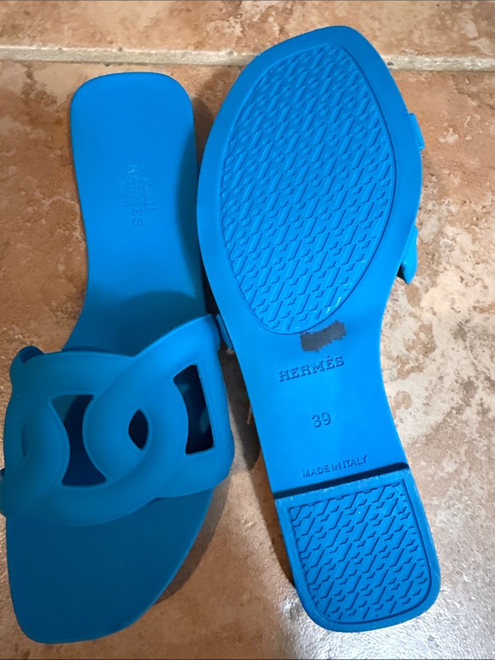 Hermes Bright Blue Oran Rubber Slide Sandals - Picture 5 of 6